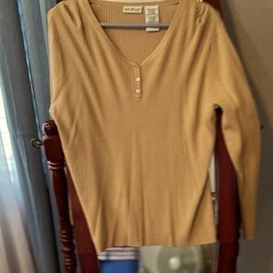 Women sweater tan with v neck size large